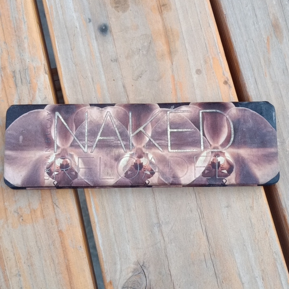 Naked reloaded palette